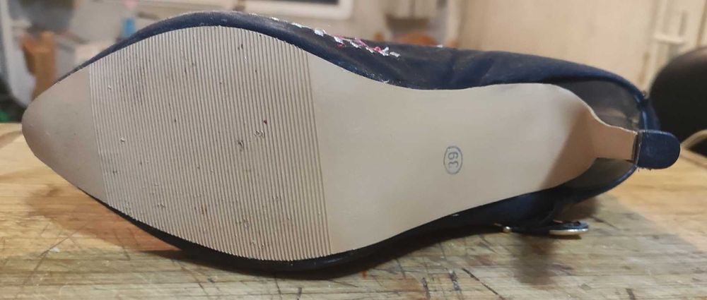 Дамски артистични обувки за сцена