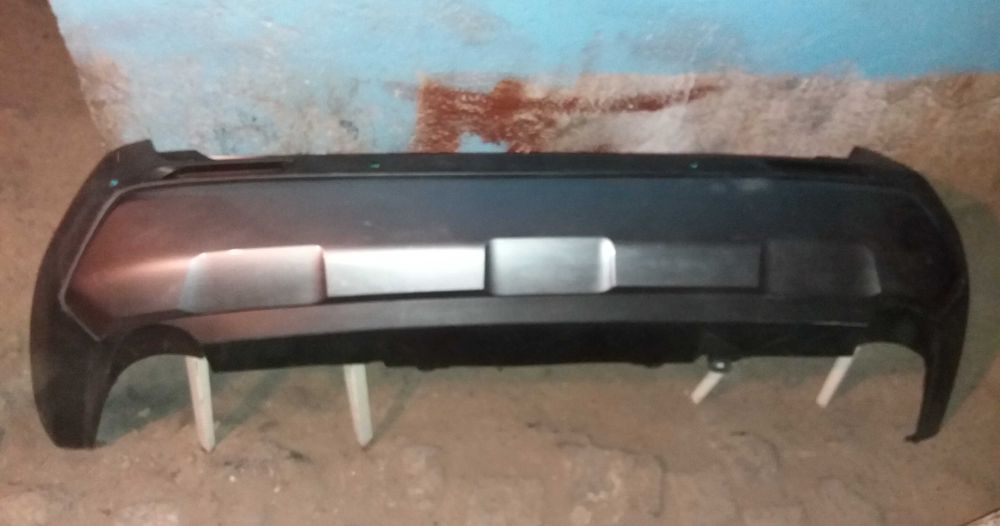 Продам бампер на Toyota Rav 4