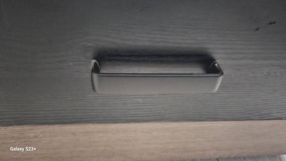 Два броя нощни шкафчета с чекмедже и LED