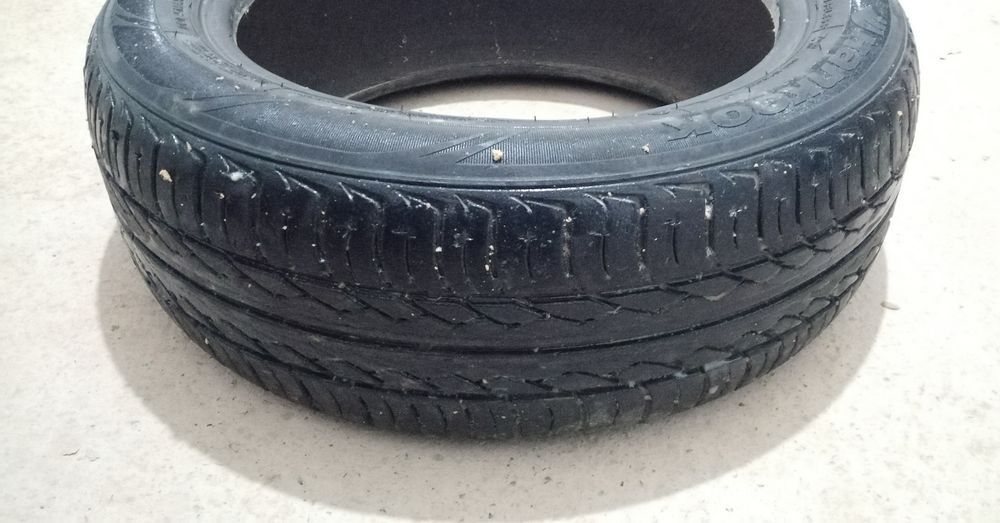 4 ta R15 shina sotiladi