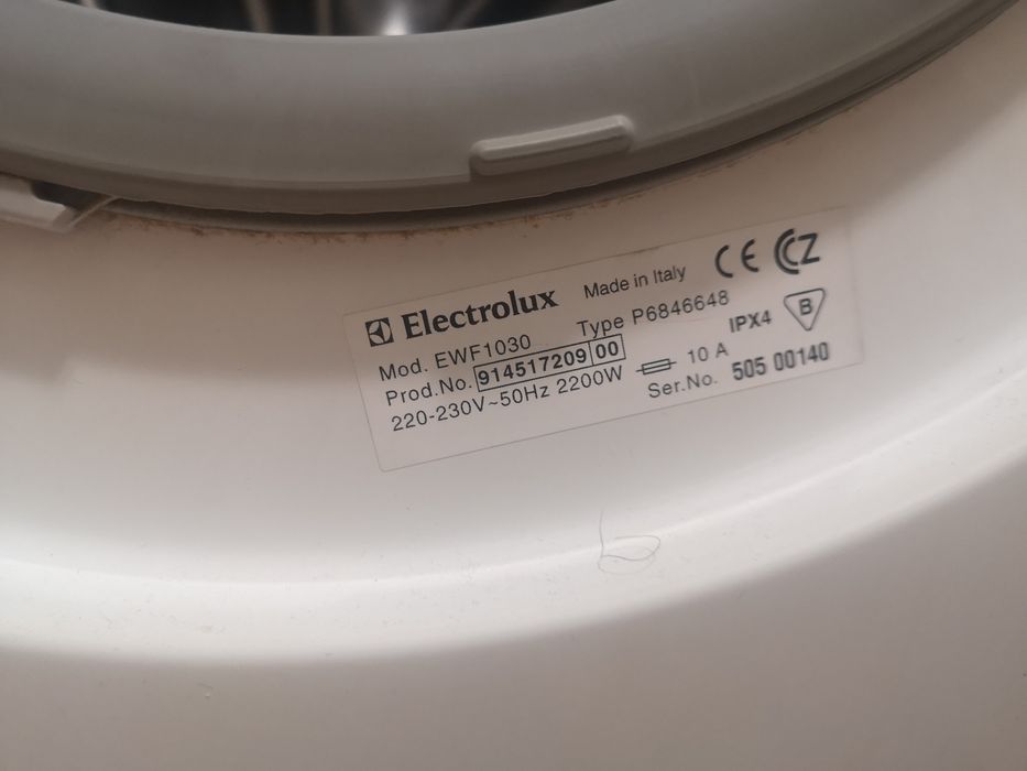 Пералня Electrolux EWF 1030 за части