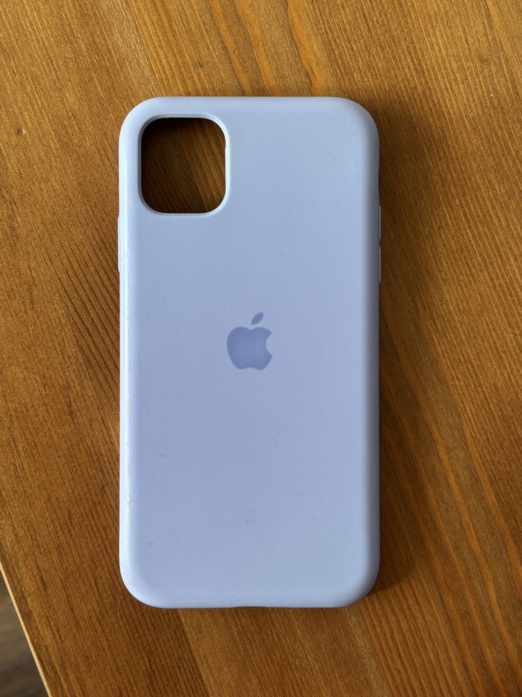 Кейсове за iPhone 11