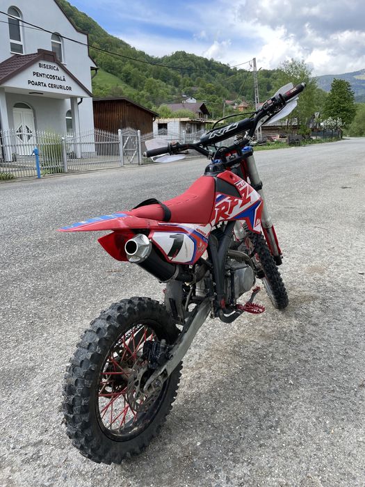 Vând cross apollo rfz 140cc