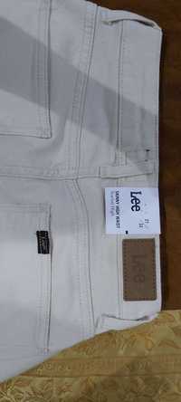 Продаются джинсы от фирмы Lee