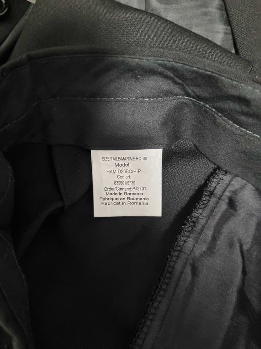 Costum SEROUSSI marimea 44/46