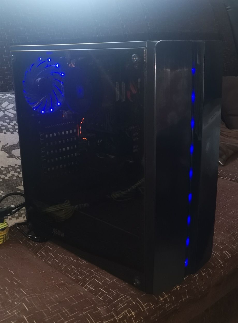 Vând pc gaming complet!!