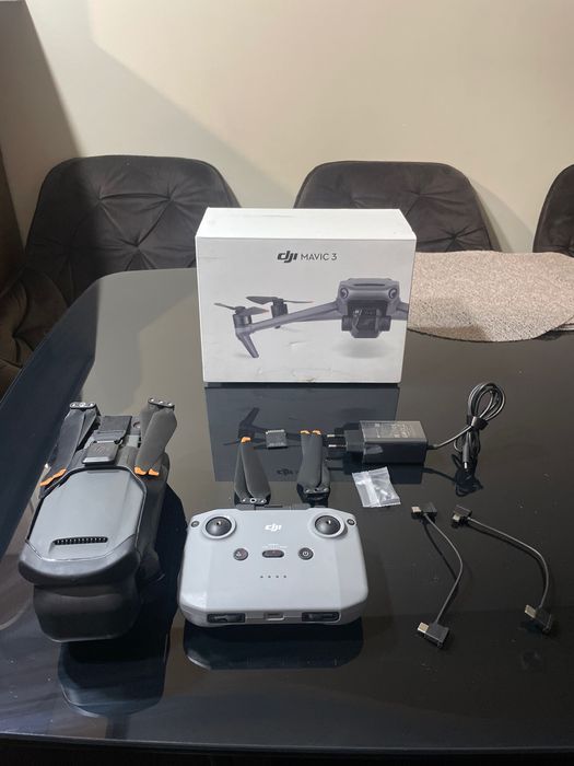 Дрон DJI MAVIC 3 classic (DJI RC-N1)