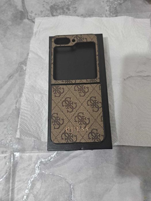 Samsung Galaxy Z Flip5 – Stare excelentă,