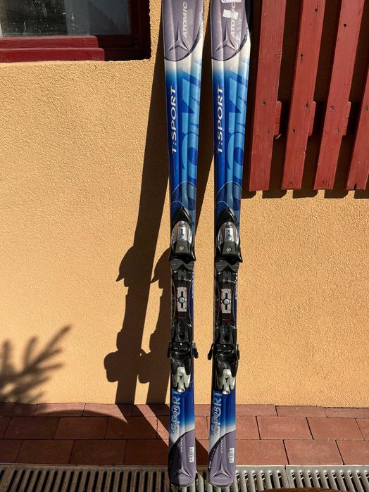 Pachet perfect pentru băieți la schi!