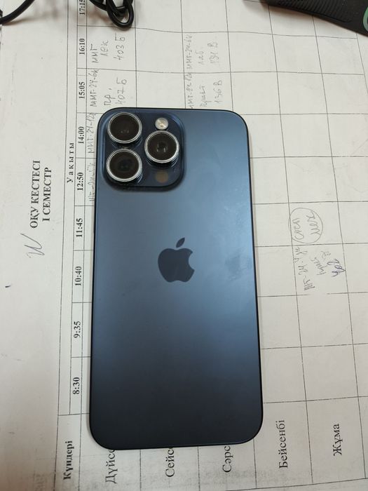 I phone 15 pro max , 256 gb