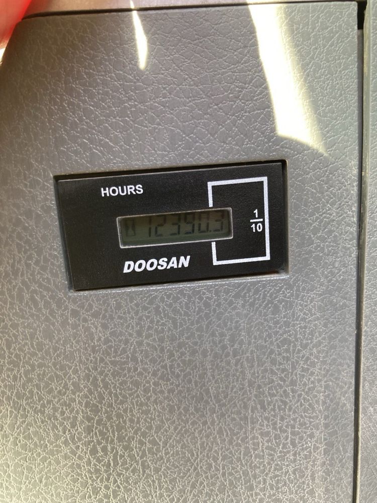 Продается экскаватор Doosan DX210WA