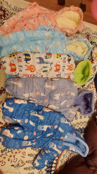 Продам детский комбинезон