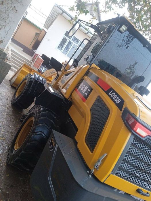 Погрузчик сотилади