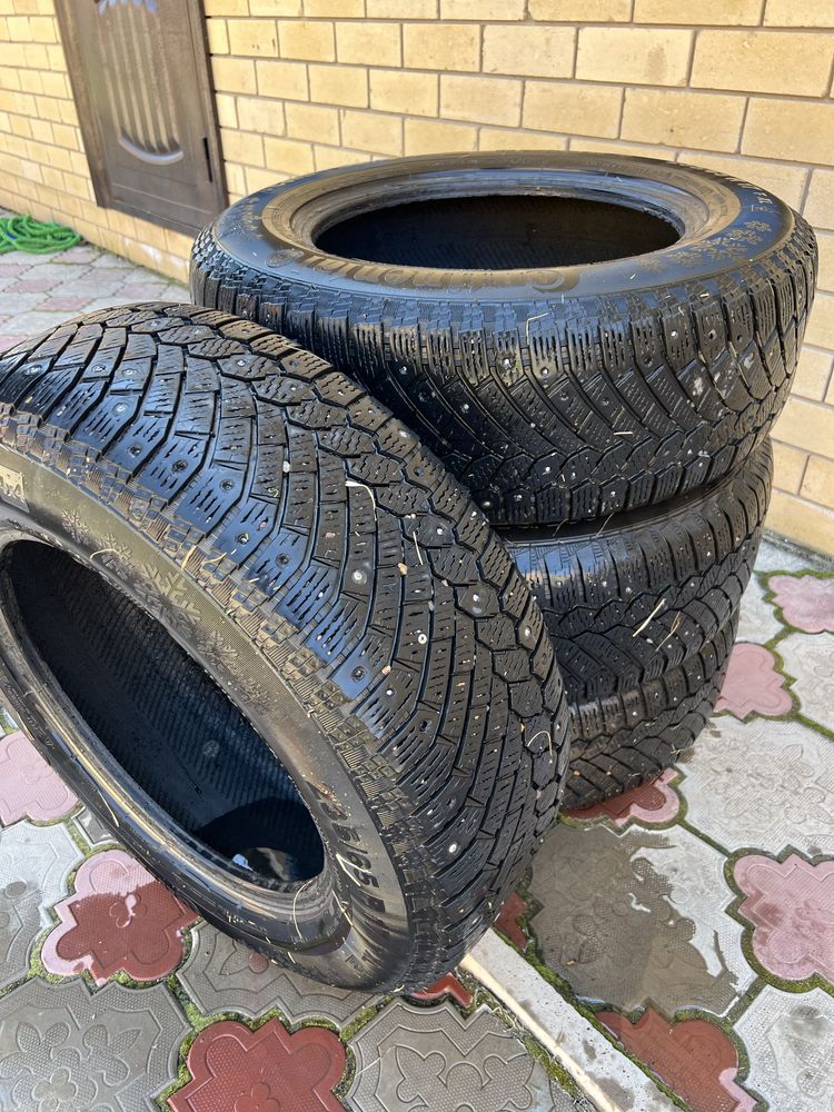 Шины зимние 235/65 R 17 т XL