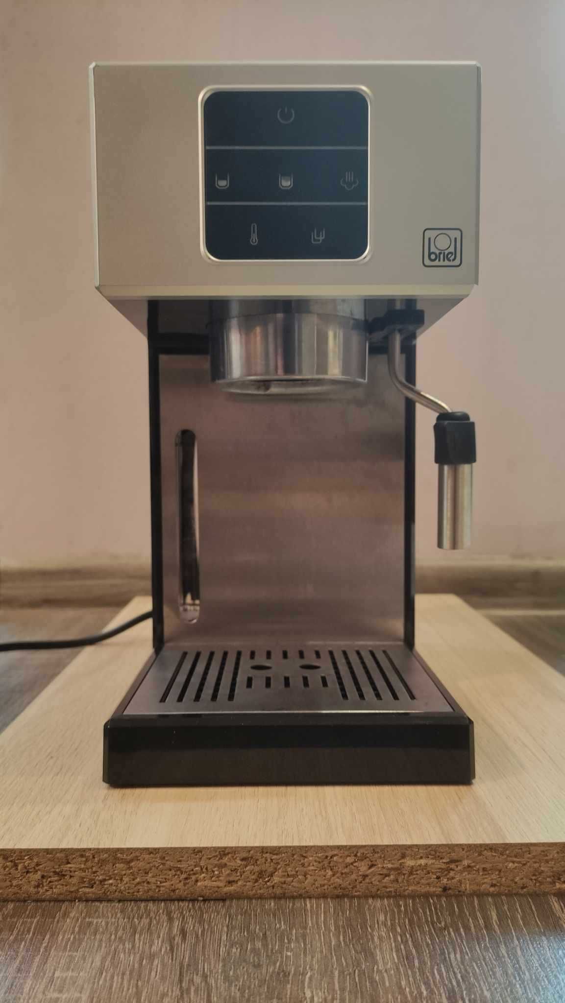Кафемашина Briel AS03 PRETA , 20 Bar, 1000 W - в гаранция