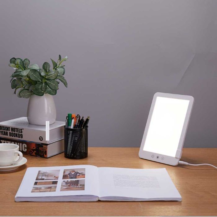 Намалена! Слънчева LED лампа за терапия на настроение за депресия