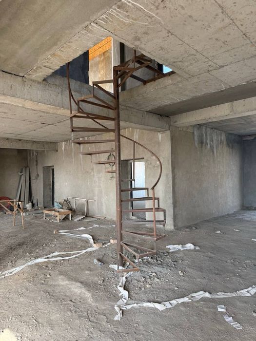 Жк Абу Даби-Хувайдо Махалля! Продается дуплекс с террасой-КОРОБКА!