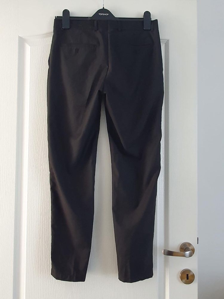 Pantaloni din lana, model slim, marimea 36-38 culoare negru, minunati