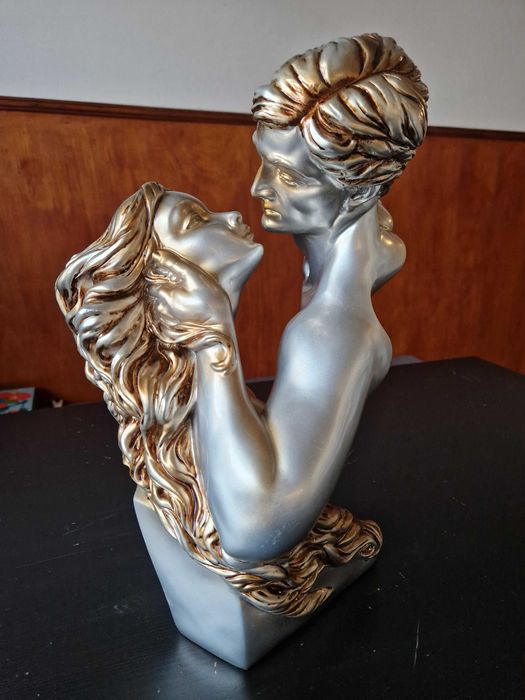 Статуетка от полирезин - Двама влюбени