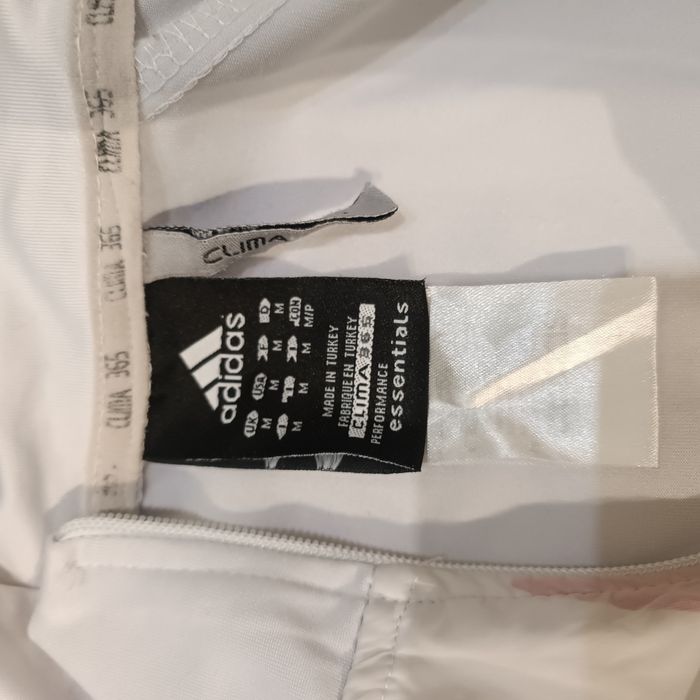 Спортен екип ADIDAS. - S