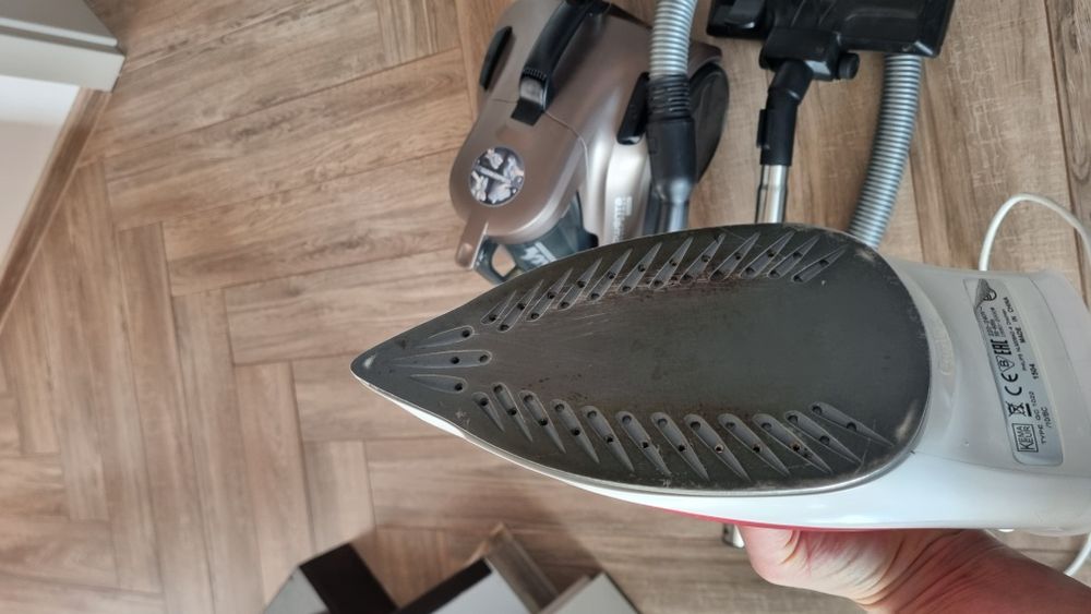 Aspirator si fier de calcat