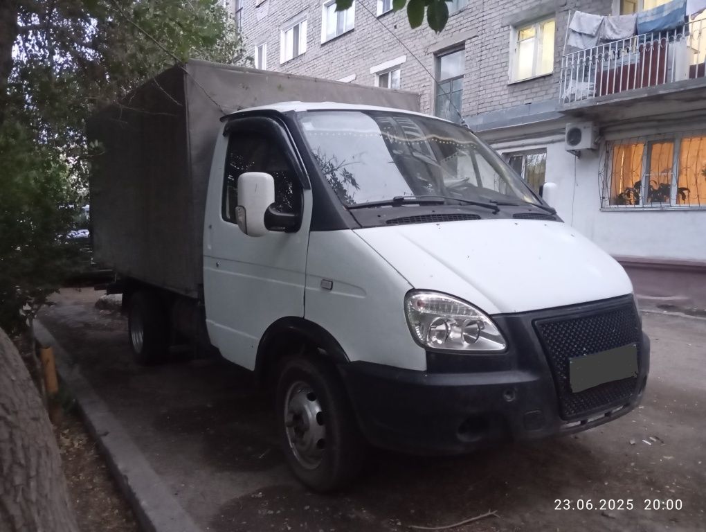 Продам бортовую Газель