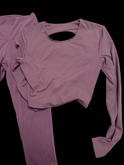 Клин и блуза Oysho