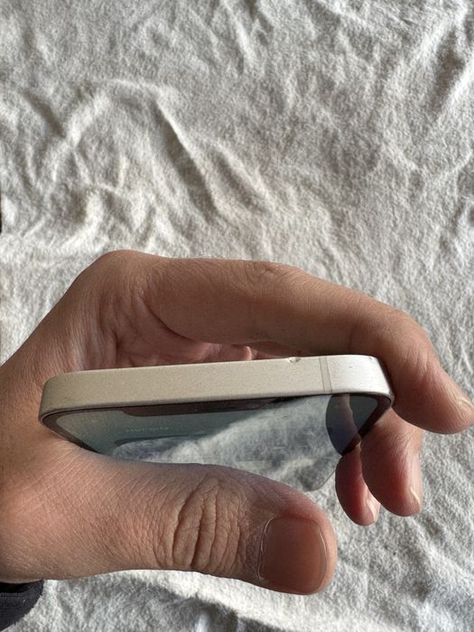 iphone 12 pamit64g yomkost 79 oqip tel qlila faqat