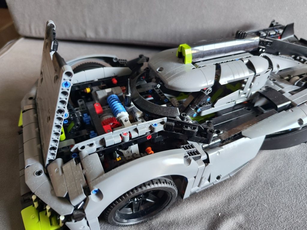 Lego Technic 42156: Peugeot Le Mans