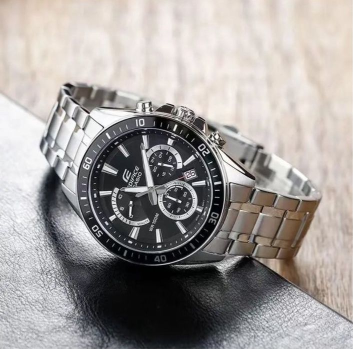 Продам новые часы CASIO EFR-552D.