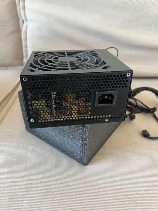 Блок питания huntkey hk650-15pp 550 Вт