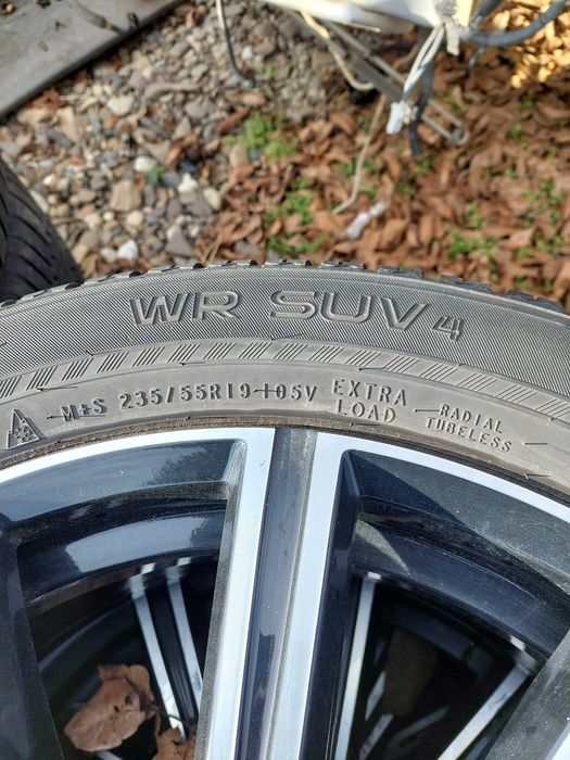 Set 4 anvelope Nokian wr suv4  235 55 r19 ci121