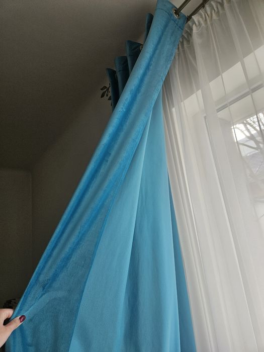 Vând perdea si draperie din catifea