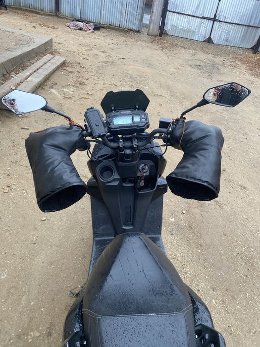 Продам мопед танк на полном ходу вложения нету