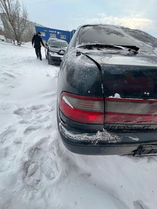 Таёта Карона Карина Е по запчастям