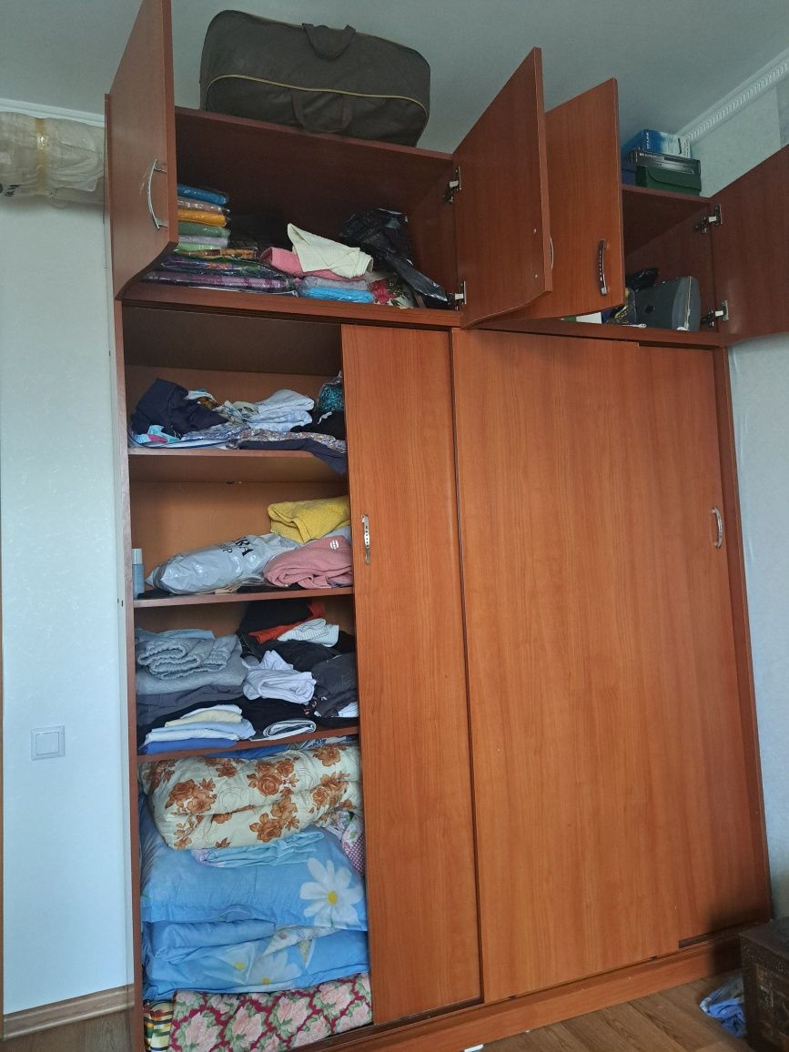 Продать шкаф купе