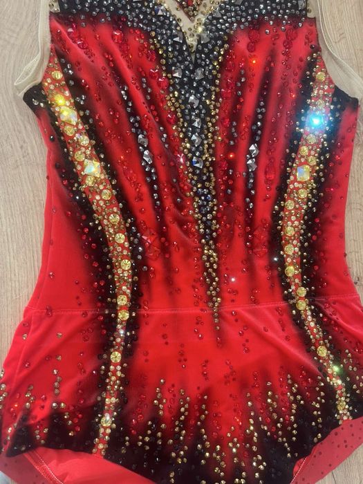 Трико за художествена гимнастика