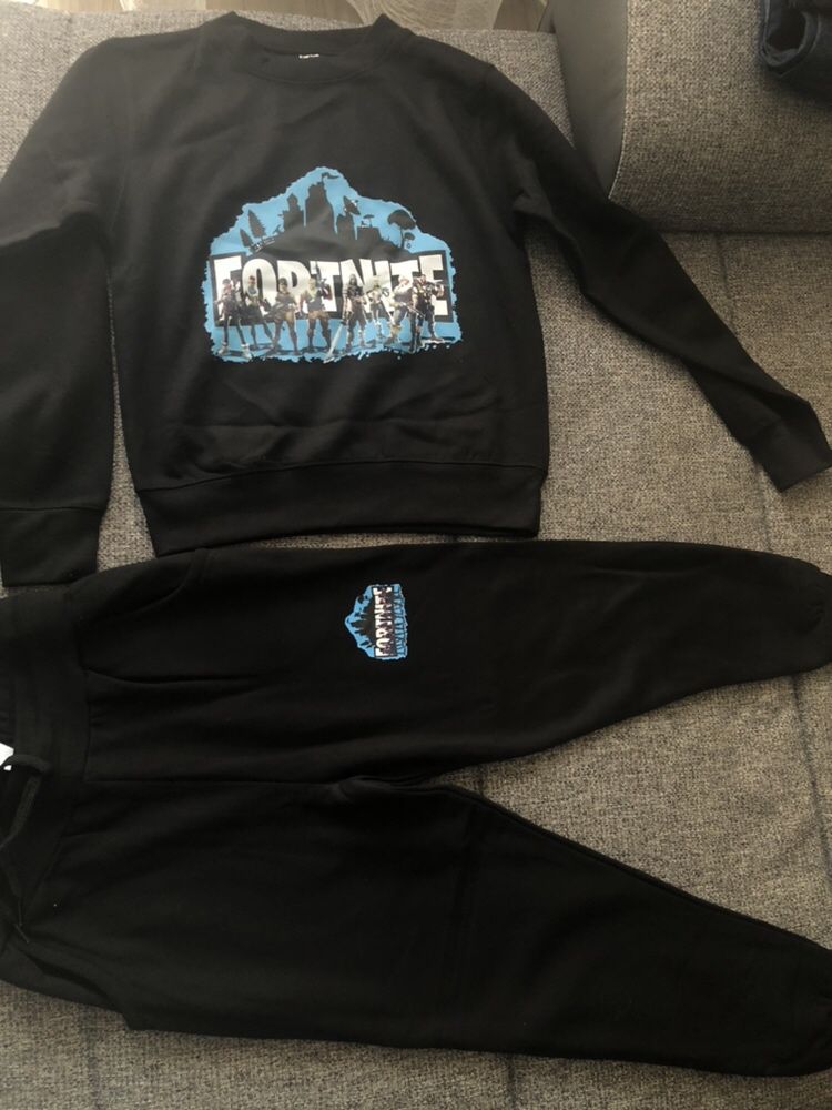 Treninguri bluza+pantaloni copii 6 ani FORTNITE noi, bumbac !!