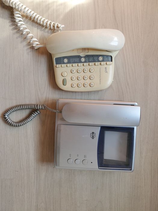 Telefon cu receptor si videointerfon Elro