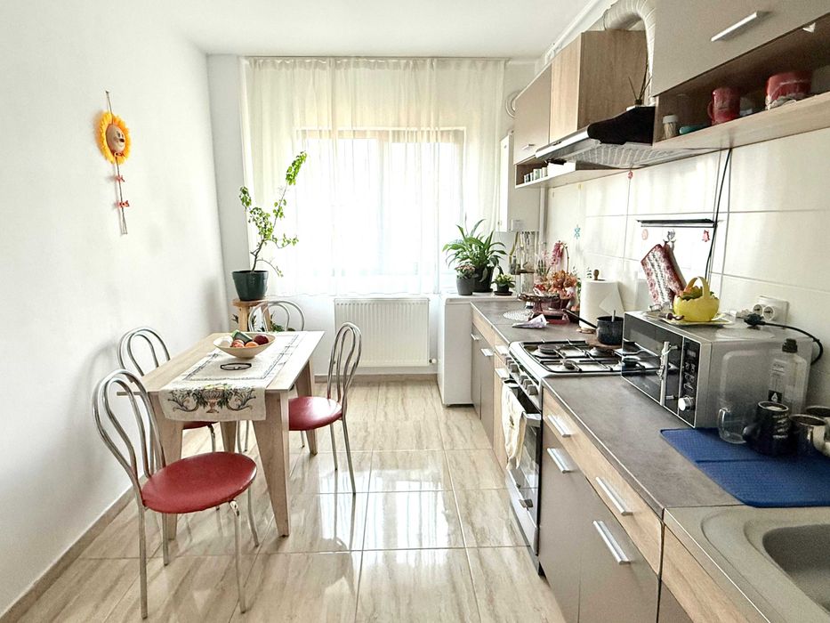 Apartament 3 camere, de vanzare, Targoviste, Parcul Chindia