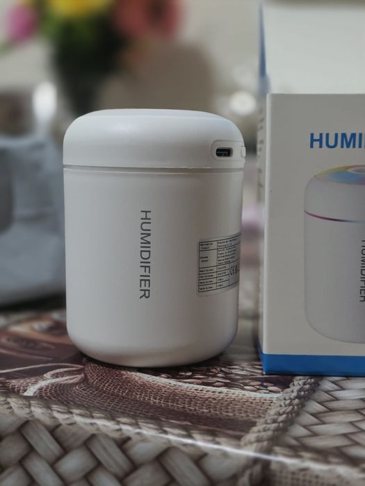 Umidificator auto/cameră.