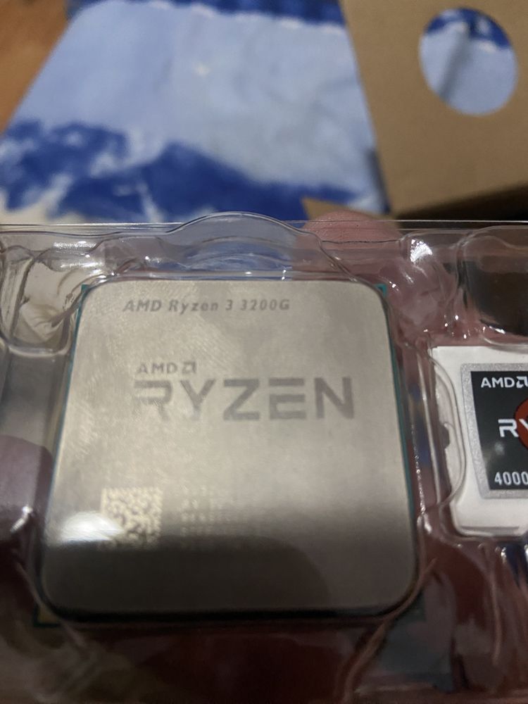 Ryzen 3 3200g aproape nou