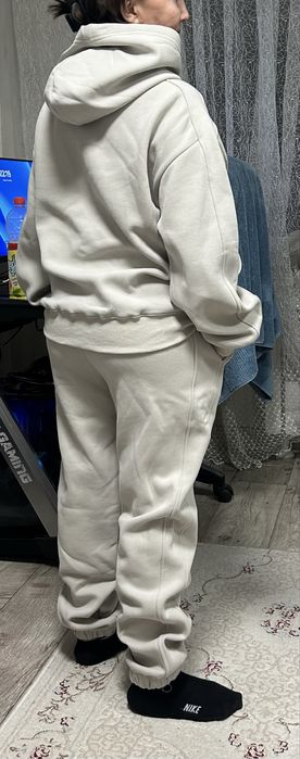 Продам новый костюм!