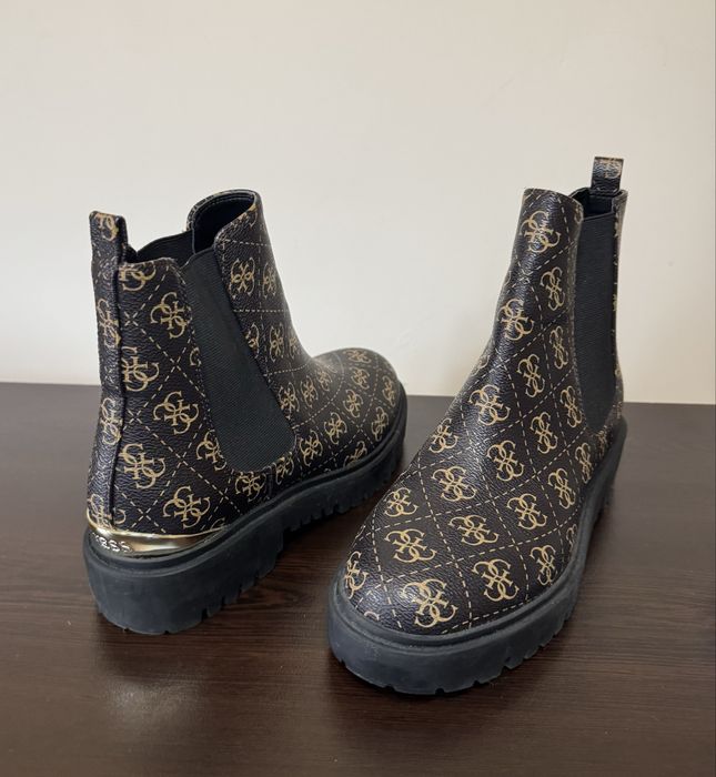 Боти Guess, 38 размер