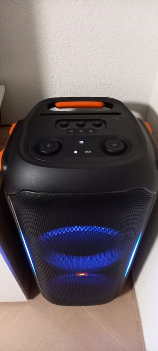 Преносима колона jbl 710