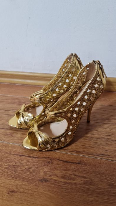 Sandale pantofi Prada original okazie