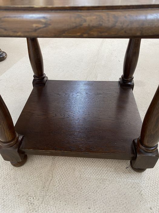 Салонна дървена масичка