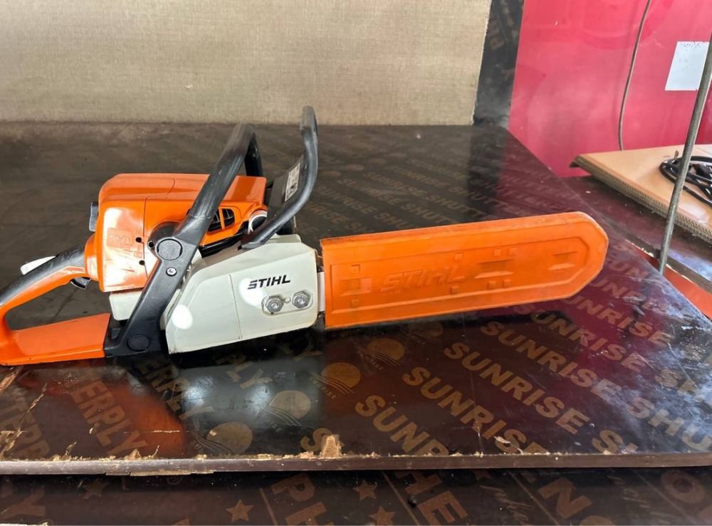 Моторен трион Щил бензИНОПИЛ  STIHL 024AV