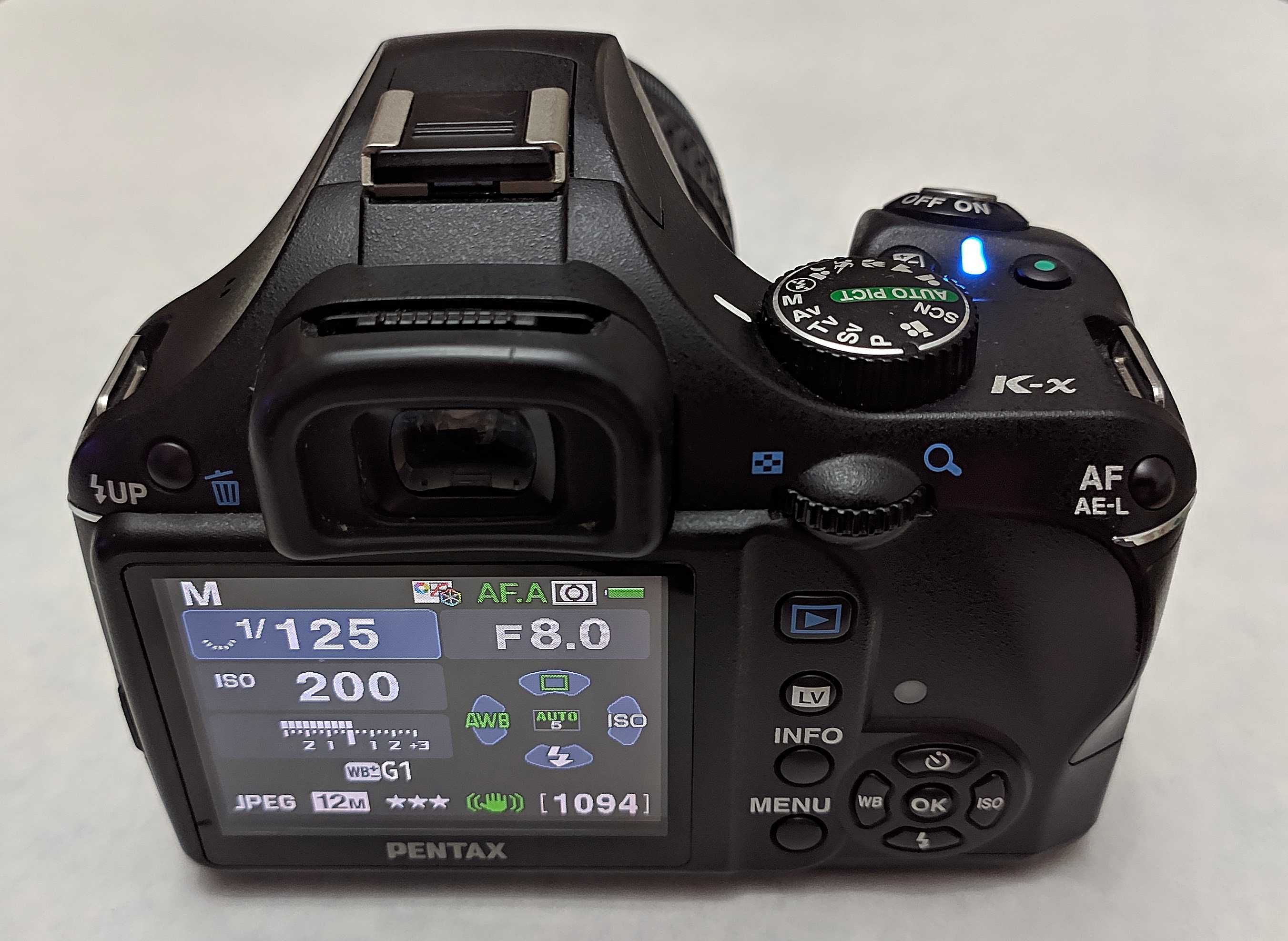 Pentax K-X  18-55