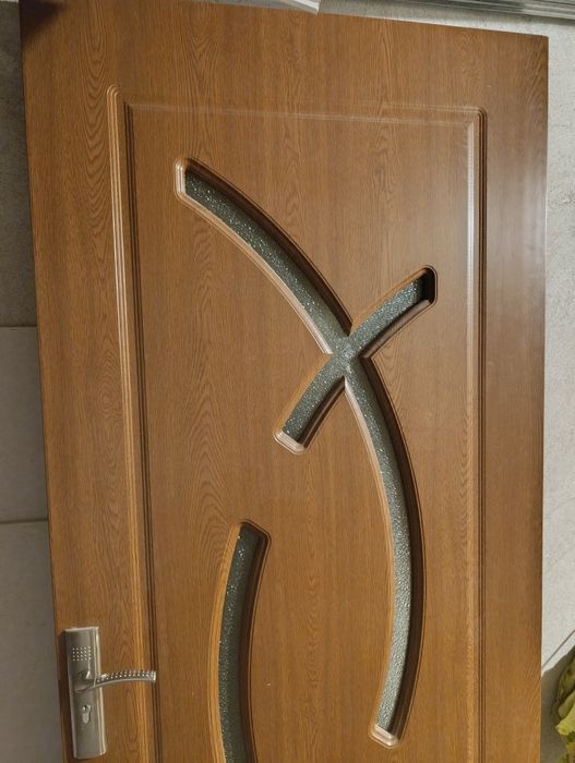 Интериорна врата без каса